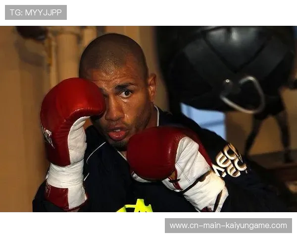 世界拳王训练视频曝光！拳速如闪电